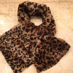 Banana republic animal print scarf